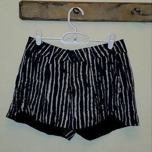 Allen B dress shorts, black and tan, Size 2